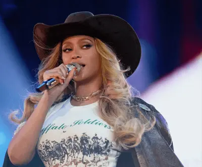 Equipe de Beyoncé diz que vai acionar a Justiça contra filme de Bolsonaro Equipe de Beyoncé diz que vai acionar a Justiça contra filme de Bolsonaro