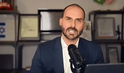 ‘Provavelmente STF vai me impedir de concorrer em 2026’, diz Eduardo Bolsonaro em entrevista exclusiva ao SBT News ‘Provavelmente STF vai me impedir de concorrer em 2026’, diz Eduardo Bolsonaro em entrevista exclusiva ao SBT News