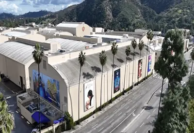 Paramount fecha acordo bilionário para comprar Warner por US$ 110 bilhões Paramount fecha acordo bilionário para comprar Warner por US$ 110 bilhões