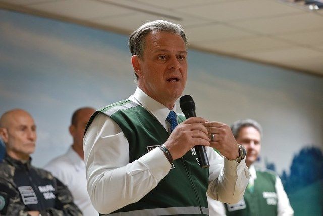 Imagem da noticia Corte de gastos: ministro da Agricultura diz que não foi chamado para debater tema com Lula