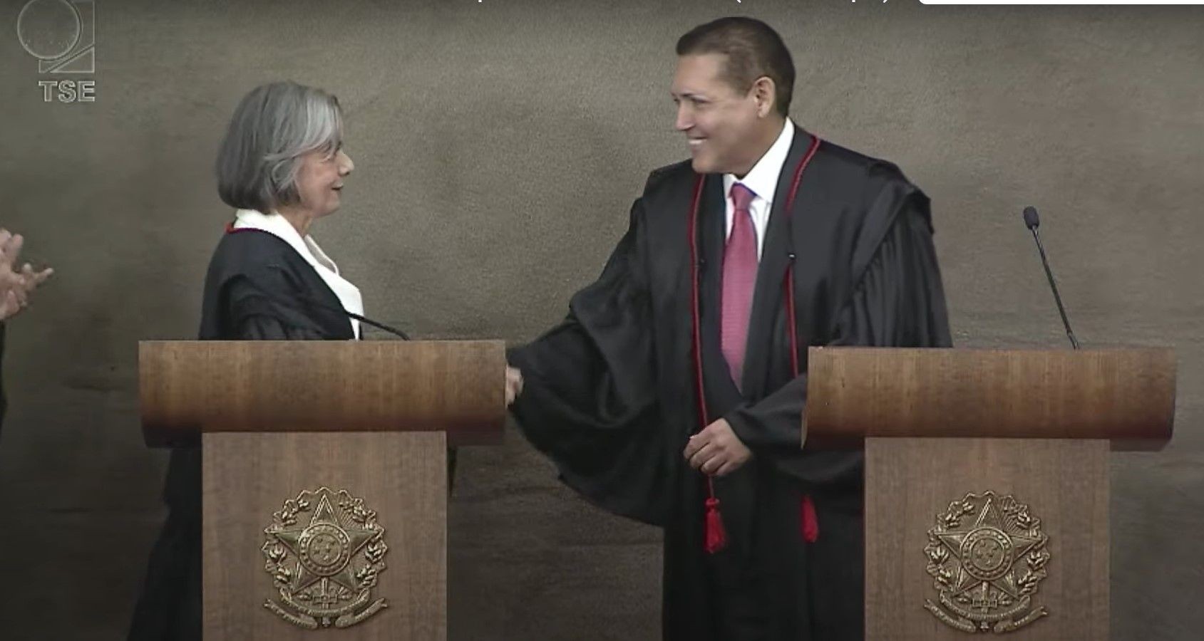 Imagem da noticia "Mentira é obstáculo à liberdade", afirma Cármen Lúcia ao tomar posse como presidente do TSE