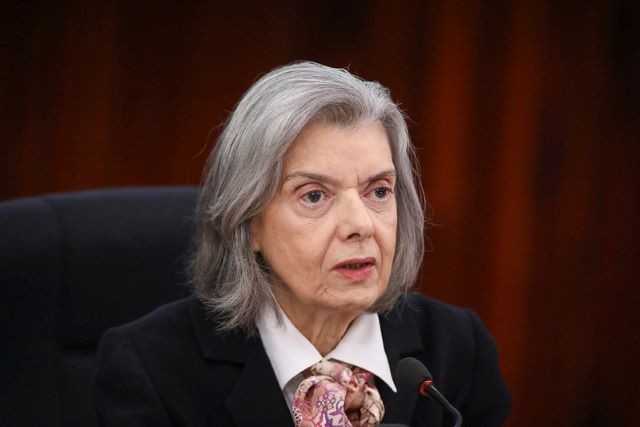Imagem da noticia Cármen Lúcia pede para eleitores não depositarem "dissabores da vida" nas urnas