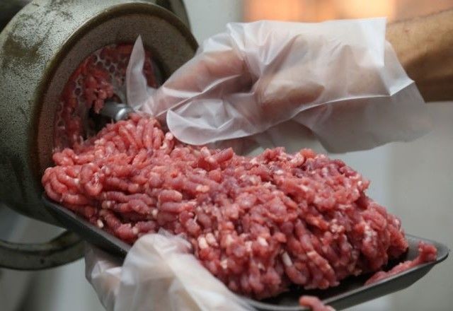 Imagem da noticia "Agricultura brasileira fornece carne de alta qualidade", diz CEO do Carrefour em carta de desculpas
