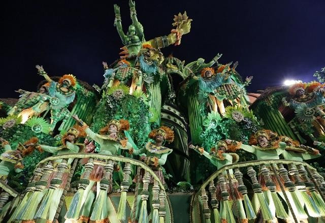 Imagem da noticia Viagens do céu à terra com Águia, Vila Maria, Tatuapé, Dragões e Mancha