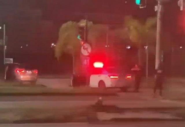 Imagem da noticia Reportagem do SBT flagra tiroteio na Barra da Tijuca (RJ)