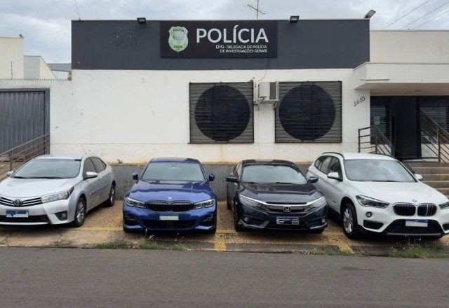 Imagem da noticia Polícia Civil do DF desmonta esquema de fraudes em emplacamentos e apreende carros de luxo em SP