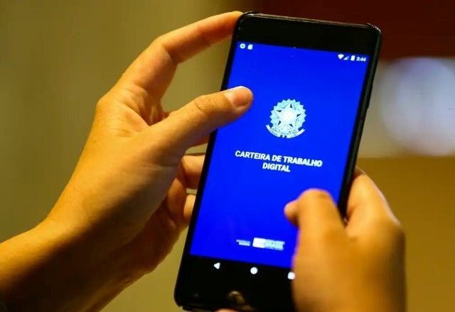 Imagem da noticia Regra sobre trabalho em feriados no comércio é adiada pela quinta vez e fica para 2026