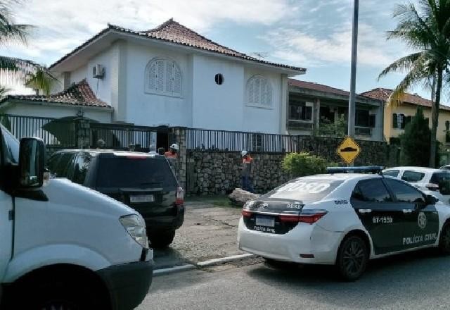 Imagem da noticia Mulher é presa em condomínio de luxo por furtar energia elétrica