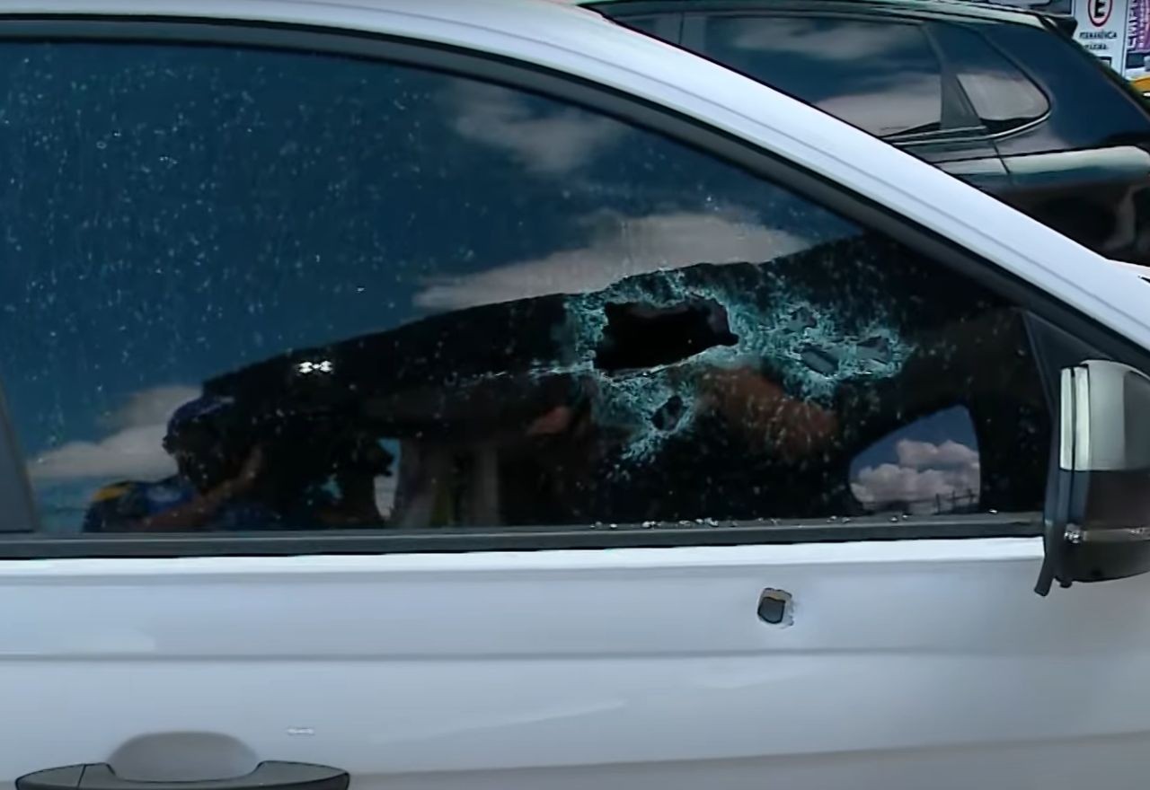 Imagem da noticia Bebê de 8 meses morre após criminosos dispararem contra carro da família em PE