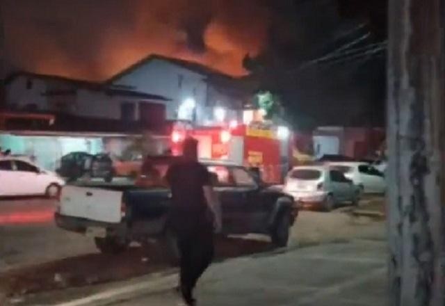 Imagem da noticia AP: jovem é presa após incendiar a casa do namorado