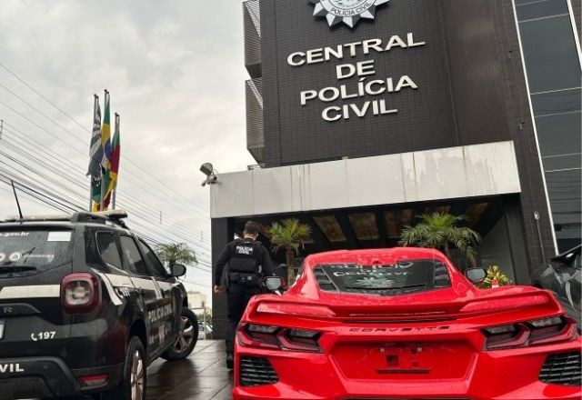 Imagem da noticia Casal de influenciadores é preso em operação contra golpe com rifas no RS