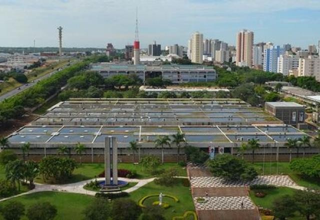 Imagem da noticia Universitárias debocham de colega de 40 anos
