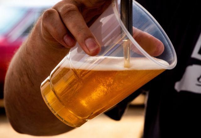 Imagem da noticia Ao menos 42 pessoas morreram após consumir álcool adulterado na Índia