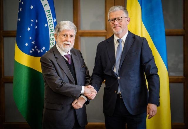 Imagem da noticia Celso Amorim se reúne com vice-chanceler da Ucrânia