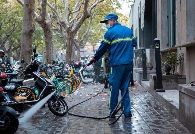 Imagem da noticia China confina 17 milhões de habitantes após recorde de casos de covid