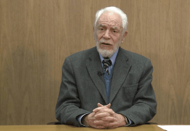 Imagem da noticia Morre o jornalista e escritor Cícero Sandroni, imortal da Academia Brasileira de Letras, aos 90 anos