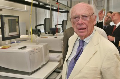 Morre James Watson, aos 97 anos; cientista descobriu a estrutura do DNA Morre James Watson, aos 97 anos; cientista descobriu a estrutura do DNA