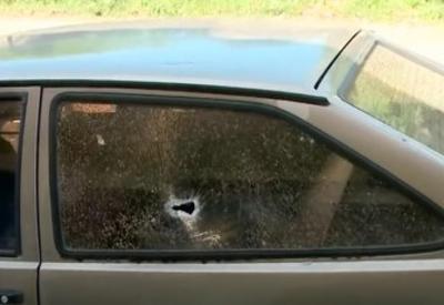 Cinco pessoas morrem em chacina na região metropolitana do Rio de Janeiro Cinco pessoas morrem em chacina na região metropolitana do Rio de Janeiro