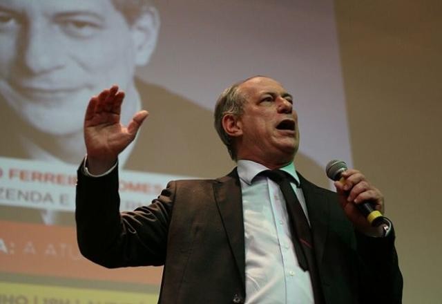Imagem da noticia Ciro Gomes deve deixar anúncio de vice para 3ª feira (5.ago)