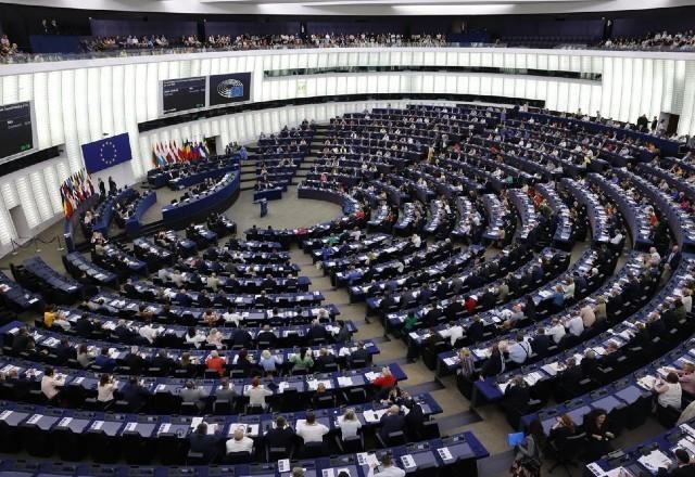 Imagem da noticia Parlamento Europeu declara Rússia como "Estado patrocinador do terrorismo"