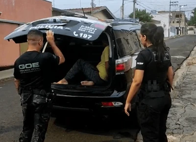 Homem é preso por ameaçar adolescente depois de contato no Roblox Homem é preso por ameaçar adolescente depois de contato no Roblox