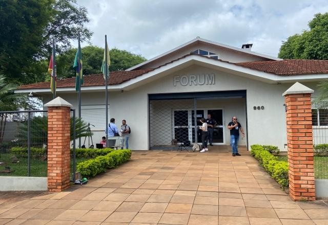 Imagem da noticia Começa júri de mãe acusada de matar filho de 11 anos no RS; assista