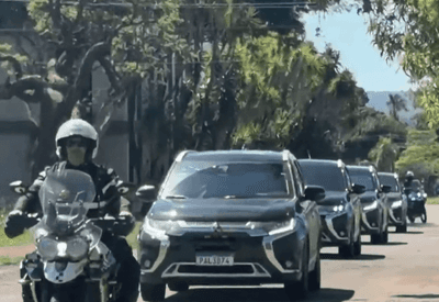 Bolsonaro chega a hospital para internação; cirurgia será nesta quinta (25) Bolsonaro chega a hospital para internação; cirurgia será nesta quinta (25)