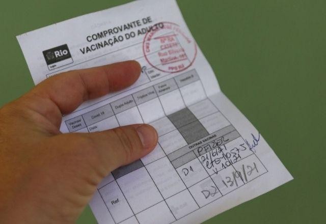 Imagem da noticia Prefeitura do Rio exige comprovante de vacinação em locais fechados