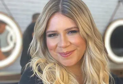 Fãs encontram registro raro de Marília Mendonça antes da fama em Goiânia Fãs encontram registro raro de Marília Mendonça antes da fama em Goiânia