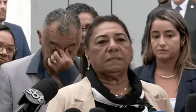 Familiares de Marielle e Anderson pedem por justiça na chegada a julgamento de supostos mandantes Familiares de Marielle e Anderson pedem por justiça na chegada a julgamento de supostos mandantes