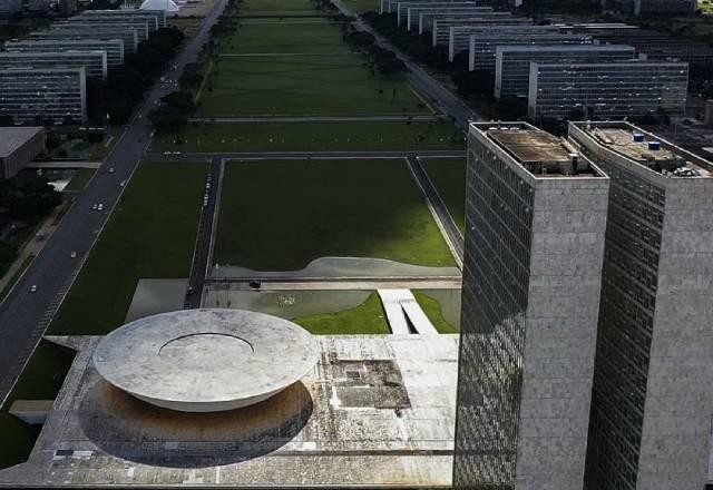 Imagem da noticia Governo diz que Congresso anulará Lei Antifacção se derrubar veto da dosimetria