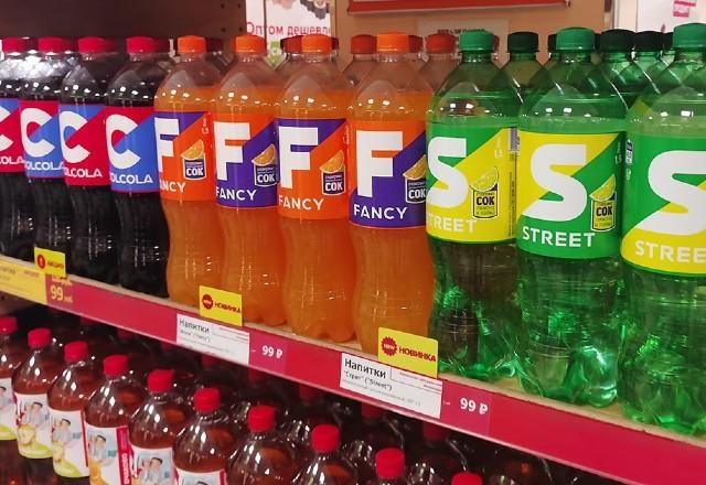 Imagem da noticia Coolcola e Fancy: Rússia troca refrigerantes ocidentais por 'cópias'