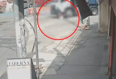 VÍDEO: idosa de 79 anos morre após sofrer dois atropelamentos seguidos em São Bernardo (SP) VÍDEO: idosa de 79 anos morre após sofrer dois atropelamentos seguidos em São Bernardo (SP)