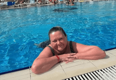 Mulher de 53 anos morre na Inglaterra após tomar injeção de R$ 139 para emagrecer Mulher de 53 anos morre na Inglaterra após tomar injeção de R$ 139 para emagrecer