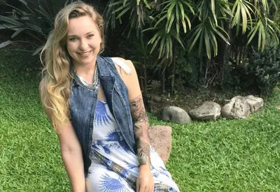 Brasileira que perdeu braço e perna no metrô de NY deve receber R$ 440 milhões Brasileira que perdeu braço e perna no metrô de NY deve receber R$ 440 milhões