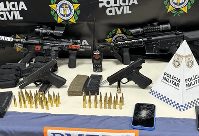 Tiroteio após perseguição policial deixa um morto e seis feridos no Rio Tiroteio após perseguição policial deixa um morto e seis feridos no Rio