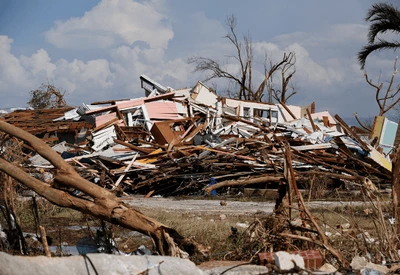 Melissa se dissipa, mas deixa destruição e pelo menos 50 mortos no Caribe Melissa se dissipa, mas deixa destruição e pelo menos 50 mortos no Caribe