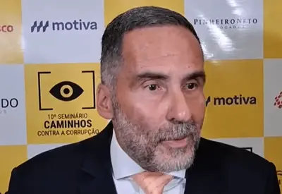 'Brasil tem instituições fortes, mas precisa avançar na regulação da corrupção', diz ex-secretário da Segurança Pública 'Brasil tem instituições fortes, mas precisa avançar na regulação da corrupção', diz ex-secretário da Segurança Pública