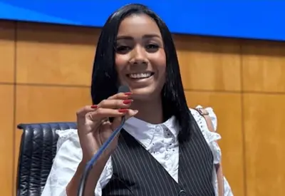 Polícia procura suspeito de matar ex-companheira com mais de 20 facadas na Grande Vitória Polícia procura suspeito de matar ex-companheira com mais de 20 facadas na Grande Vitória