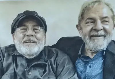 Lula e lideranças do PT lamentam a morte de Paulo Frateschi: 'Coração partido' Lula e lideranças do PT lamentam a morte de Paulo Frateschi: 'Coração partido'