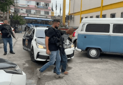 Homem é preso no RJ suspeito de matar ex ao atear fogo em imóvel com ela dentro Homem é preso no RJ suspeito de matar ex ao atear fogo em imóvel com ela dentro