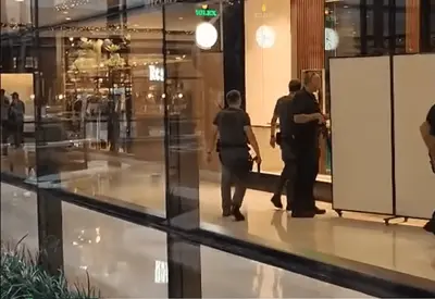 Polícia recupera 37 dos 70 relógios roubados em assalto em Campinas; ao todo, 7 foram presos Polícia recupera 37 dos 70 relógios roubados em assalto em Campinas; ao todo, 7 foram presos