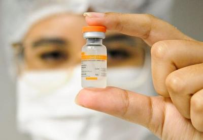 CoronaVac é segura para crianças e adolescentes, diz Butantan CoronaVac é segura para crianças e adolescentes, diz Butantan