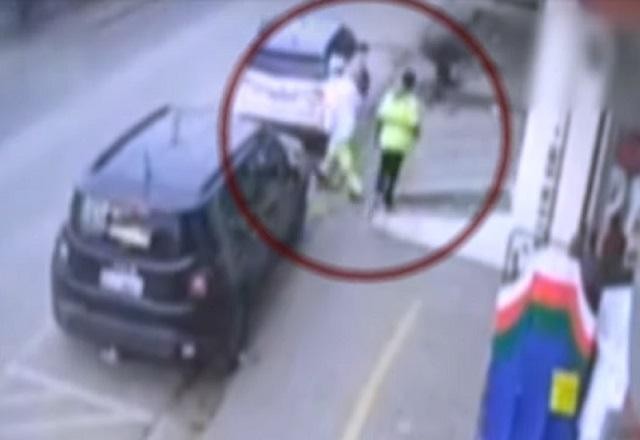 Imagem da noticia Criminosos vestidos de garis atacam empresário e são surpreendidos