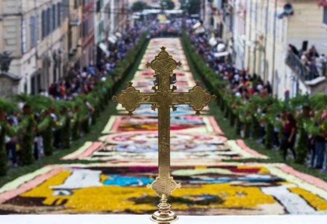 Imagem da noticia Servidores terão ponto facultativo no feriado de Corpus Christi