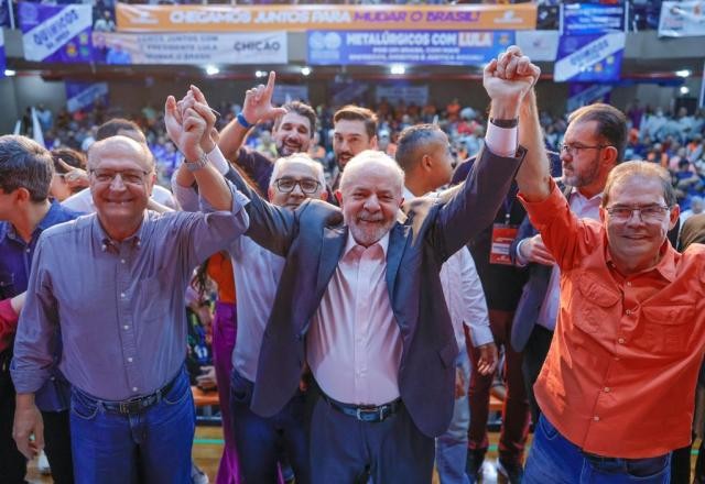 Imagem da noticia Quer agir "como se fosse o imperador do Japão", diz Lula sobre Lira