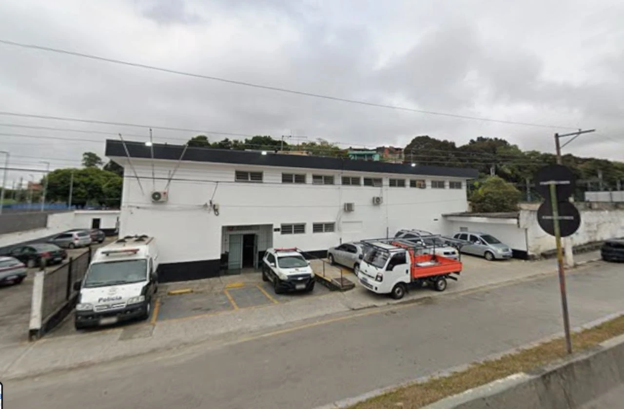 Imagem da noticia Mulher em situação de rua tem corpo queimado por populares em Itapevi (SP)