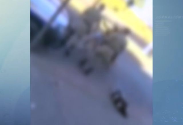 Imagem da noticia PMs são flagrados agredindo grupo de mulheres em Tocantins