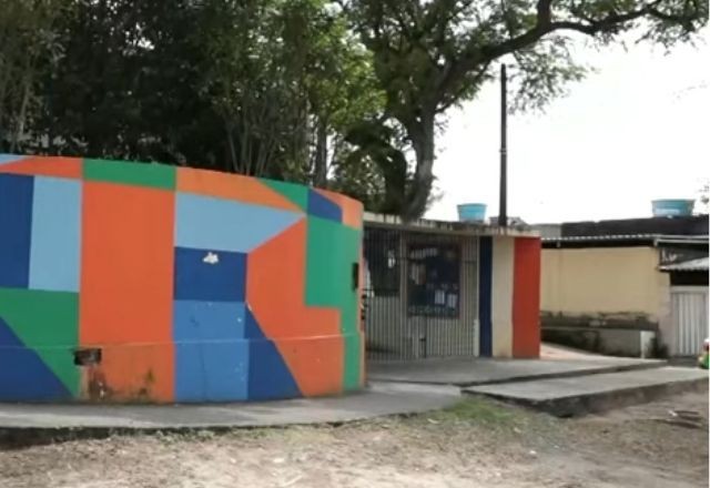 Imagem da noticia Professora é esfaqueada pelo ex-marido em entrada de escola, no Recife