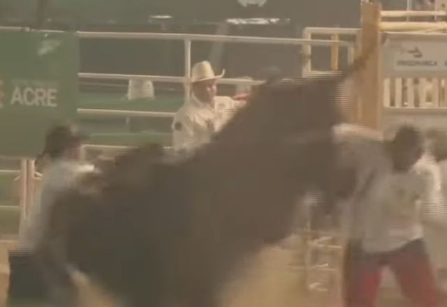 Imagem da noticia Campeão de rodeio tem traumatismo craniano ao ser atingido por touro